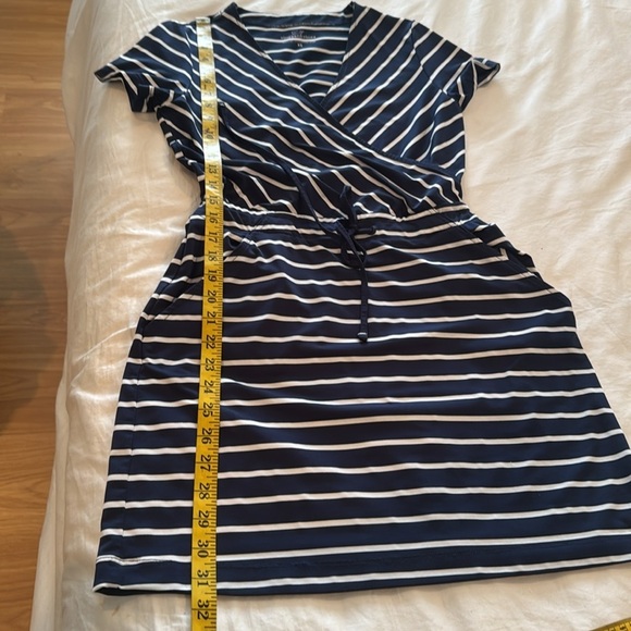 Vineyard vines blue and white stripes dress - Picture 11 of 11